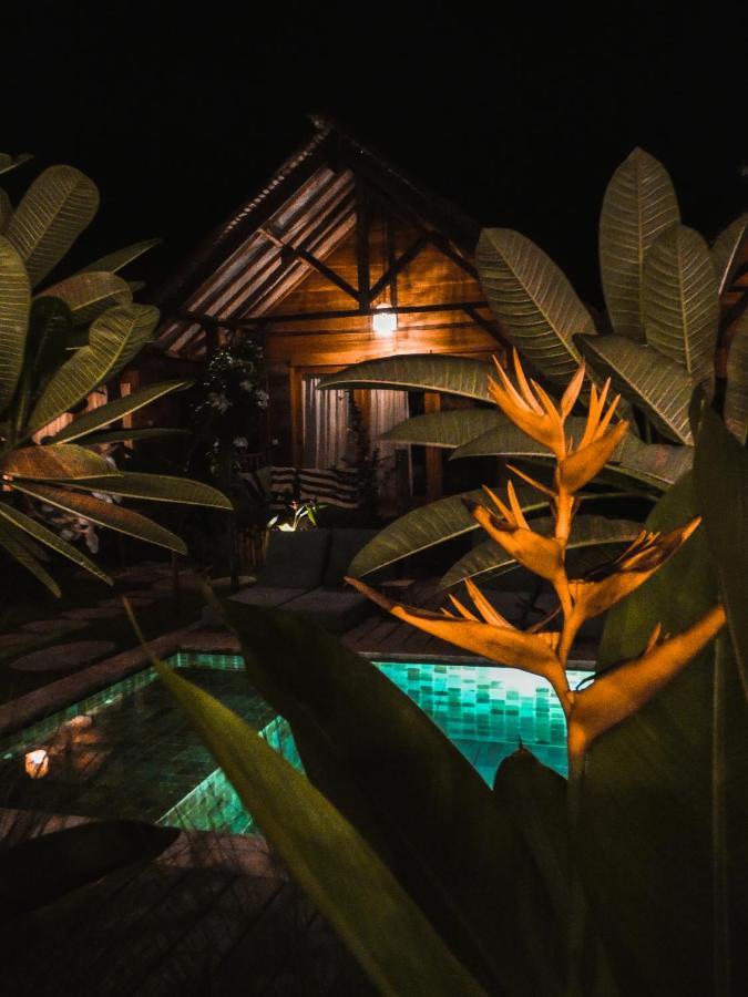 La Siesta Bungalows Only Adults Gili Air Exterior foto